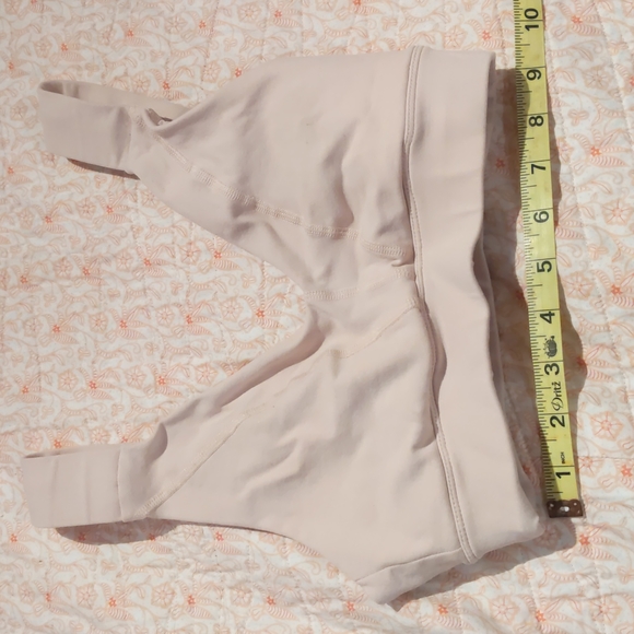 Sport bra - Picture 1 of 2